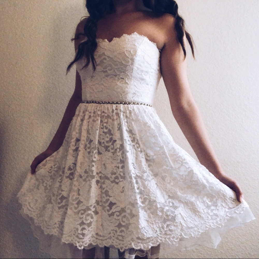 Jodi Kristopher- Short White Lace Dress w/ Beads